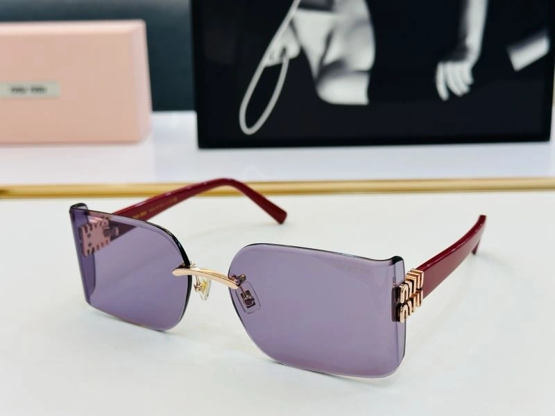 Miu Miu Sunglasses Sophisticated 281455