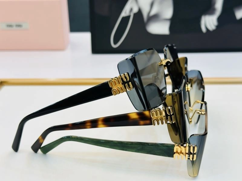 Miu Miu Sunglasses Sophisticated 281455