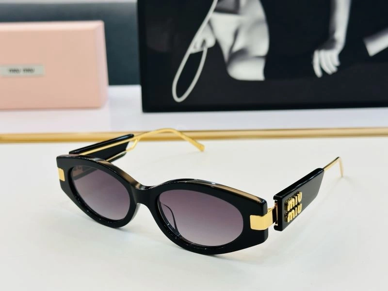 Vibrant Miu Miu Sunglasses 281450
