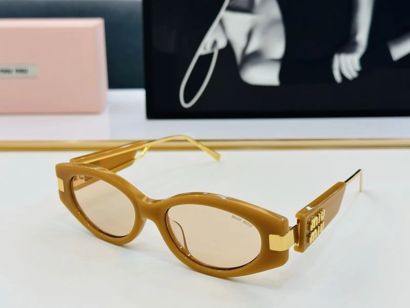 Vibrant Miu Miu Sunglasses 281450