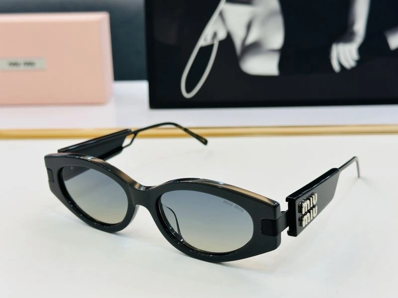 Vibrant Miu Miu Sunglasses 281450