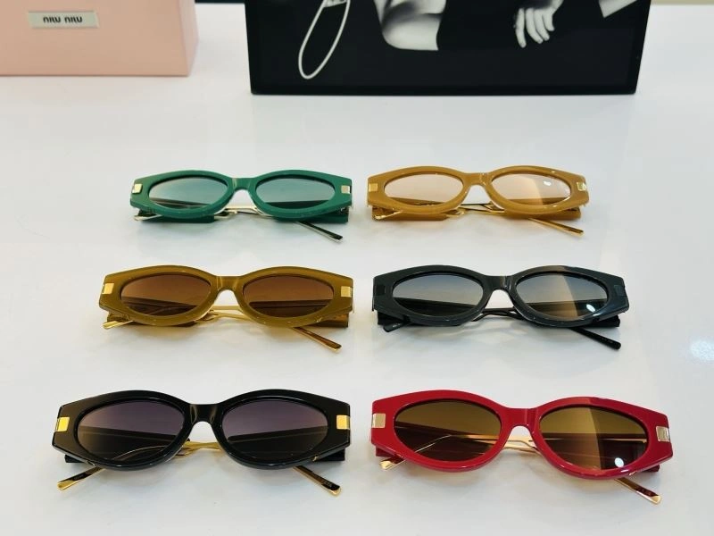 Vibrant Miu Miu Sunglasses 281450