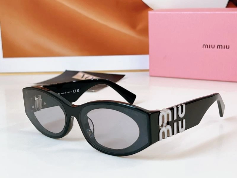 Miu Miu Sunglasses Packable 281432