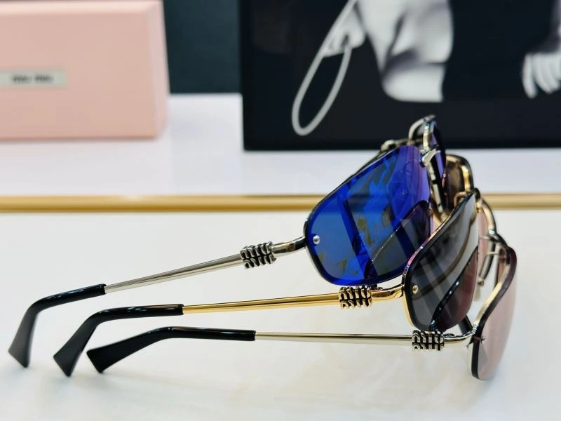 Miu Miu Sunglasses Breathable 281431