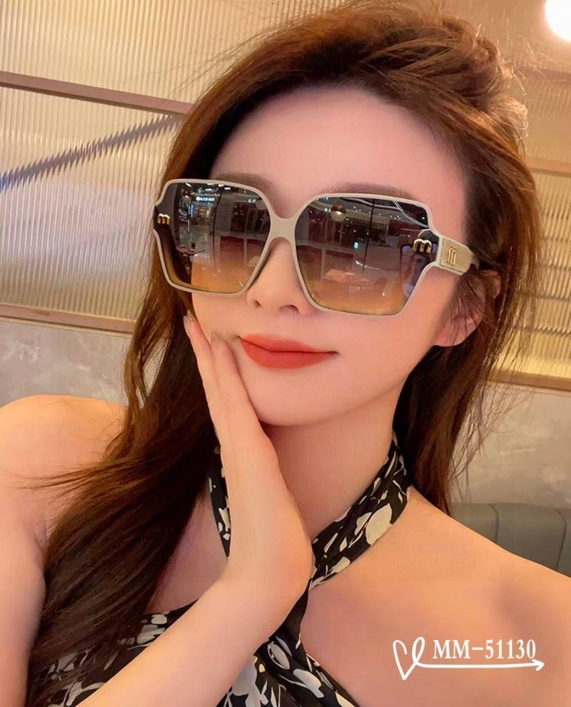 Miu Miu Sunglasses Elegant 281425