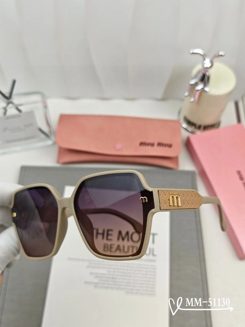Miu Miu Sunglasses Elegant 281425
