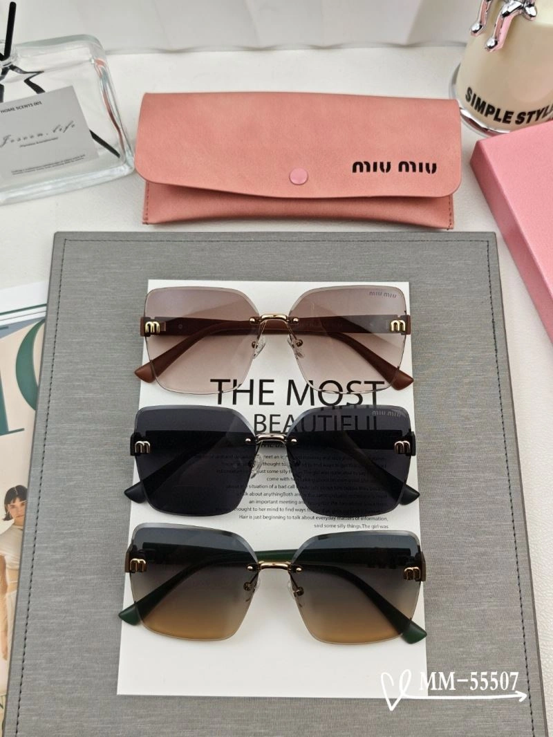 Miu Miu Sunglasses Elegant 281424
