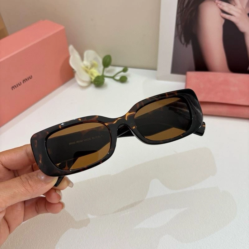 Miu Miu Sunglasses Neat 281421