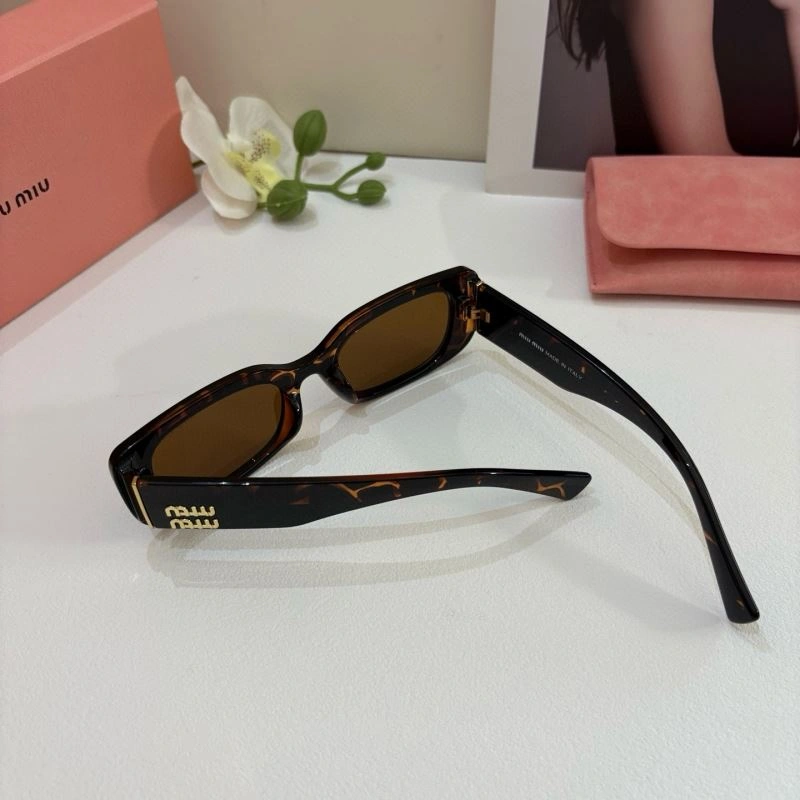 Miu Miu Sunglasses Neat 281421