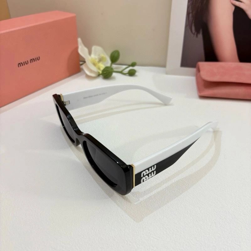 Durable Miu Miu Sunglasses 281420