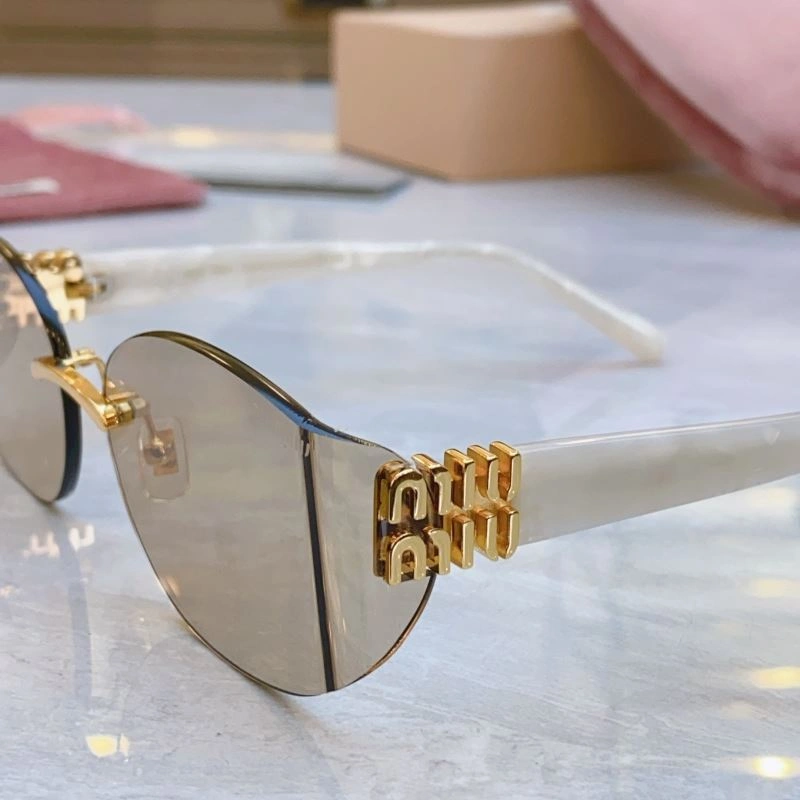 TravelReady Miu Miu Sunglasses 281395