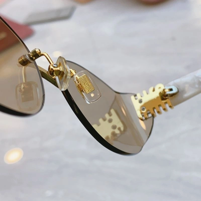 TravelReady Miu Miu Sunglasses 281395
