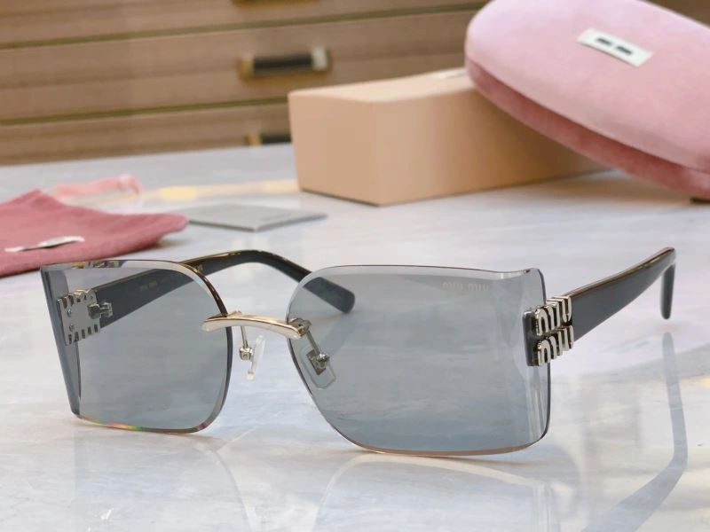 Miu Miu Sunglasses Trendsetting 281419