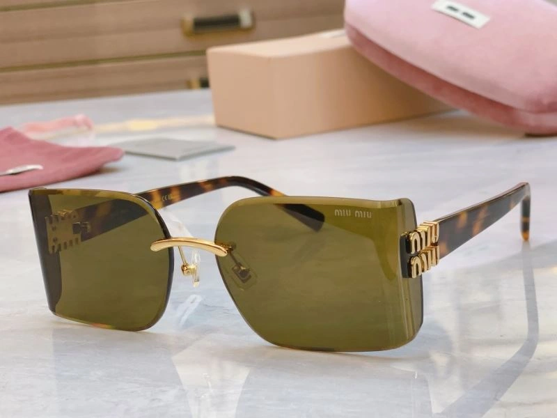 Miu Miu Sunglasses Trendsetting 281419