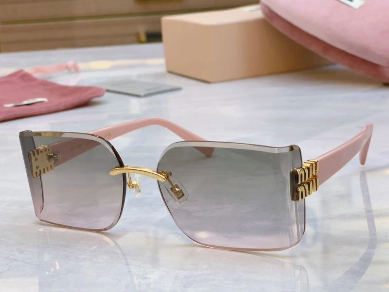 Miu Miu Sunglasses Trendsetting 281419