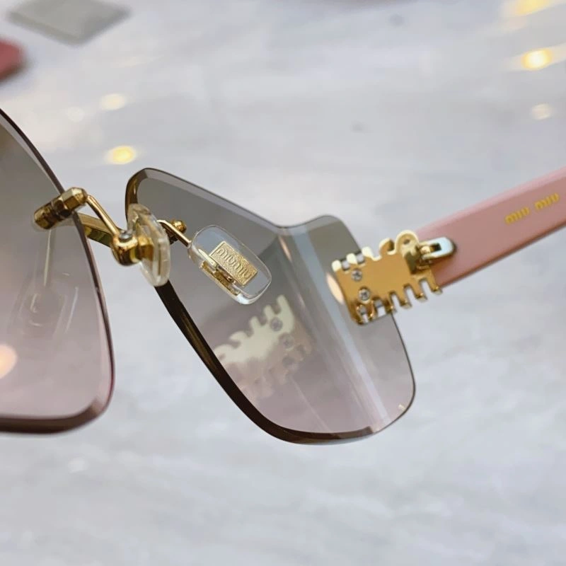 Miu Miu Sunglasses Trendsetting 281419