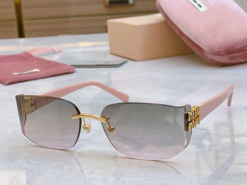 Miu Miu Sunglasses UrbanChic 281400