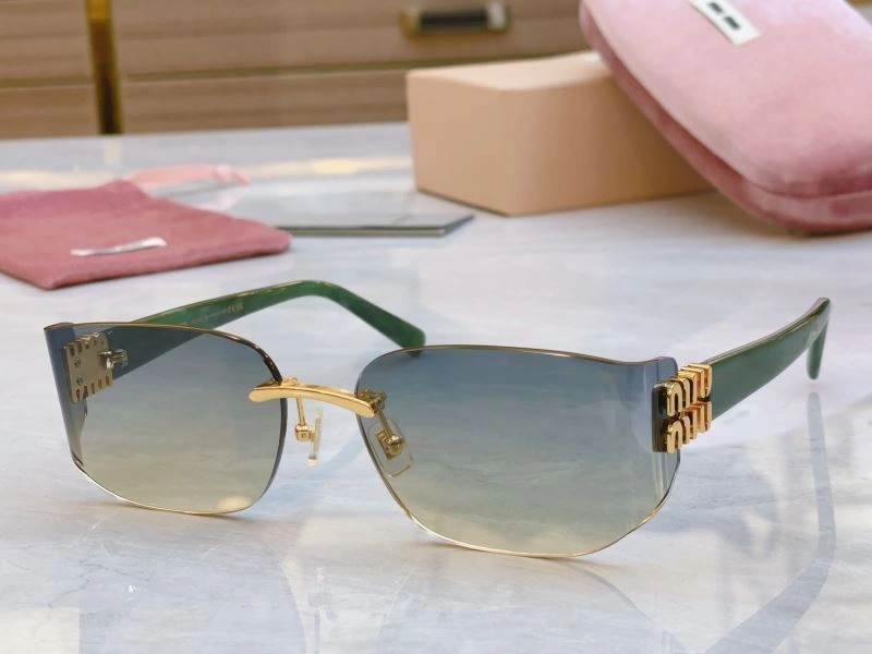 Miu Miu Sunglasses UrbanChic 281400