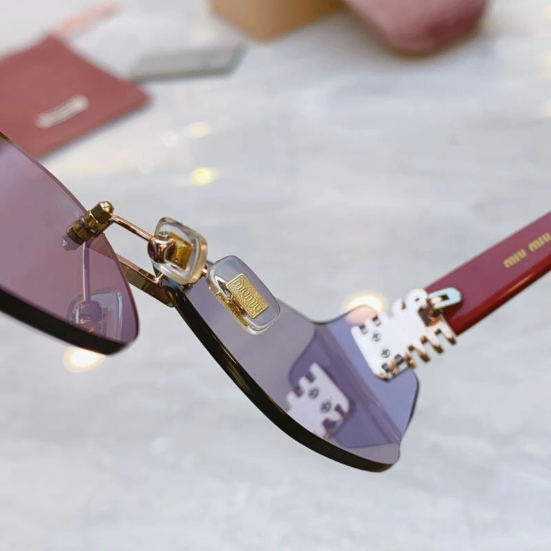 Miu Miu Sunglasses UrbanChic 281400