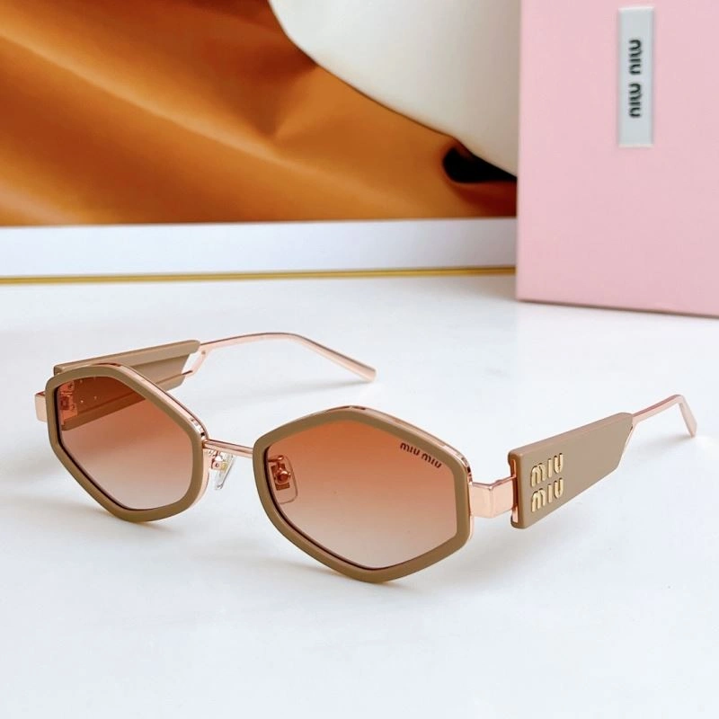 SmartChoice Miu Miu Sunglasses 281411