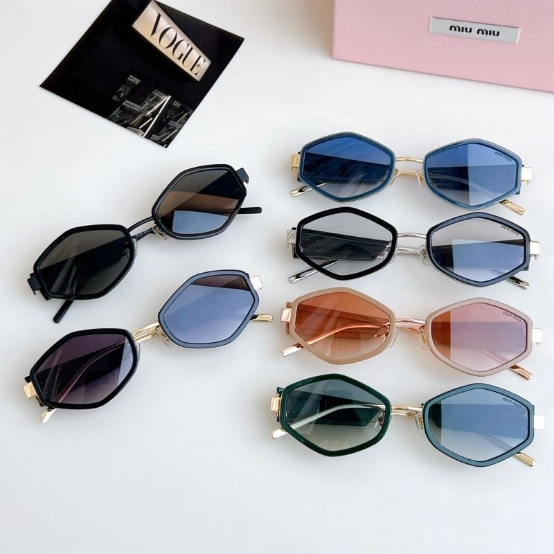 SmartChoice Miu Miu Sunglasses 281411