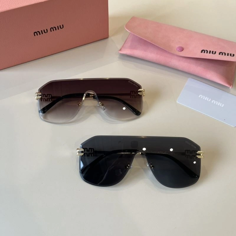 Miu Miu Sunglasses Vibrant 281403