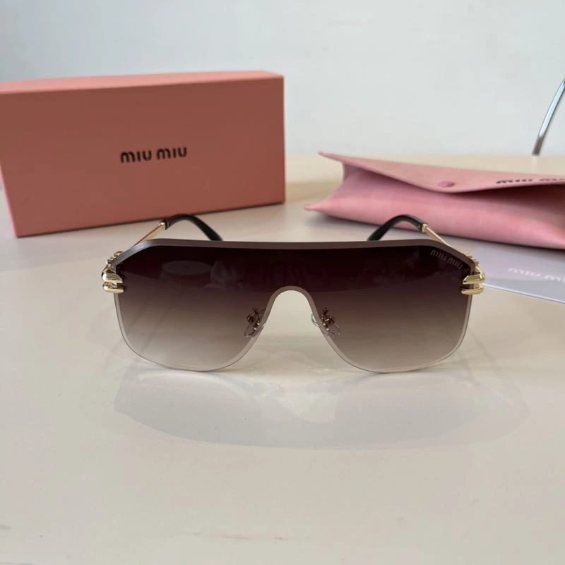 Miu Miu Sunglasses Vibrant 281403