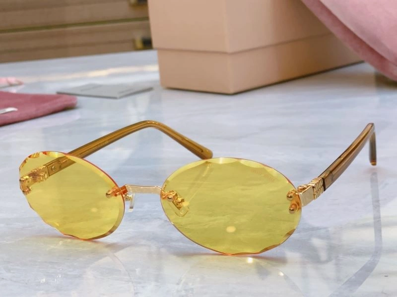 Miu Miu Sunglasses ComfortFit 281406
