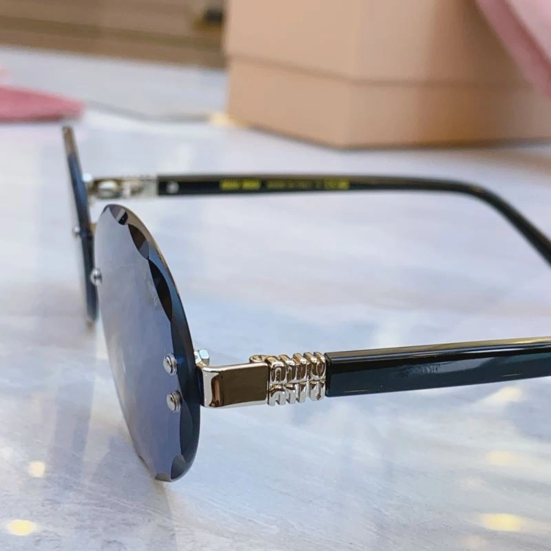 Miu Miu Sunglasses ComfortFit 281406