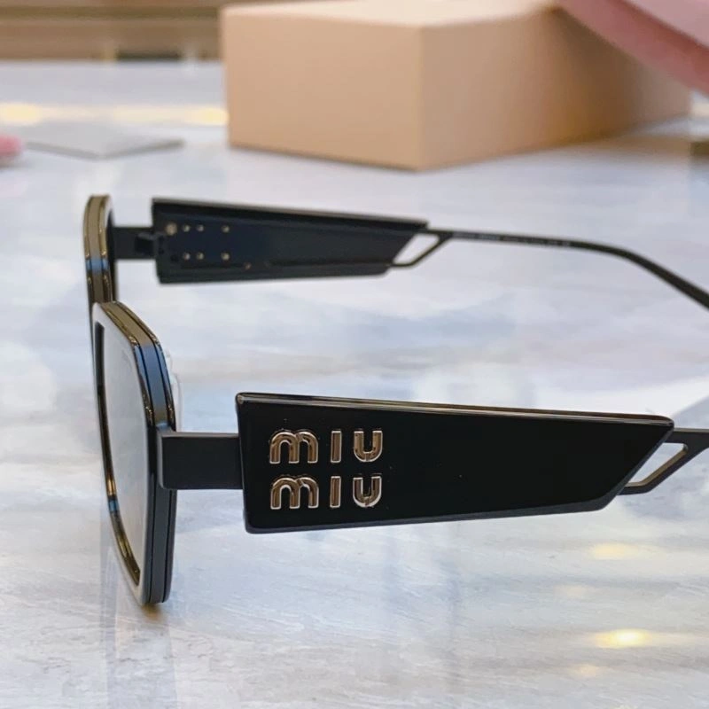 Miu Miu Sunglasses FlexibleFit 281412