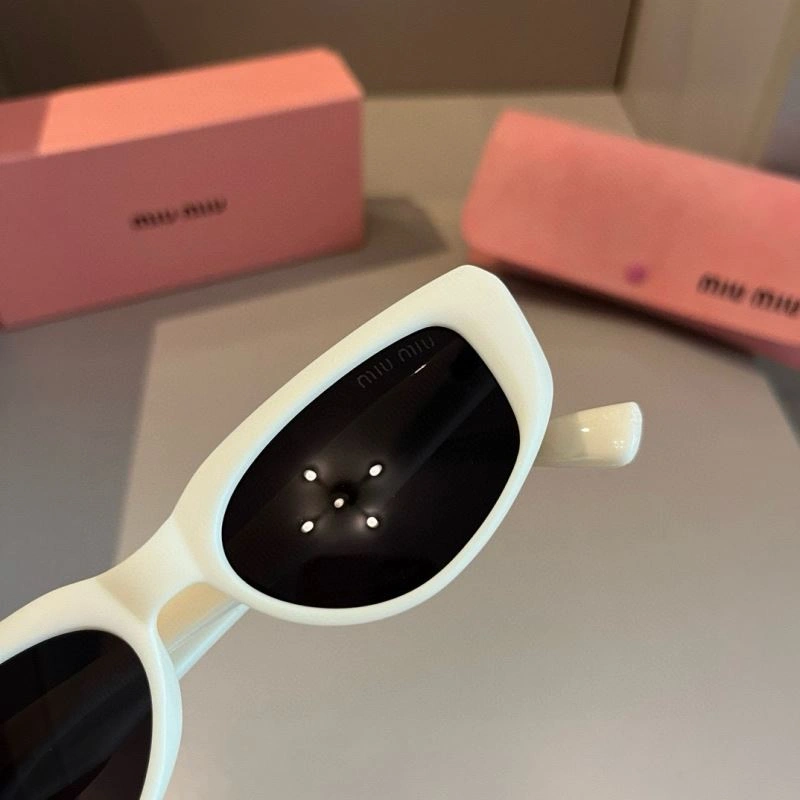 HighQuality Miu Miu Sunglasses 281396