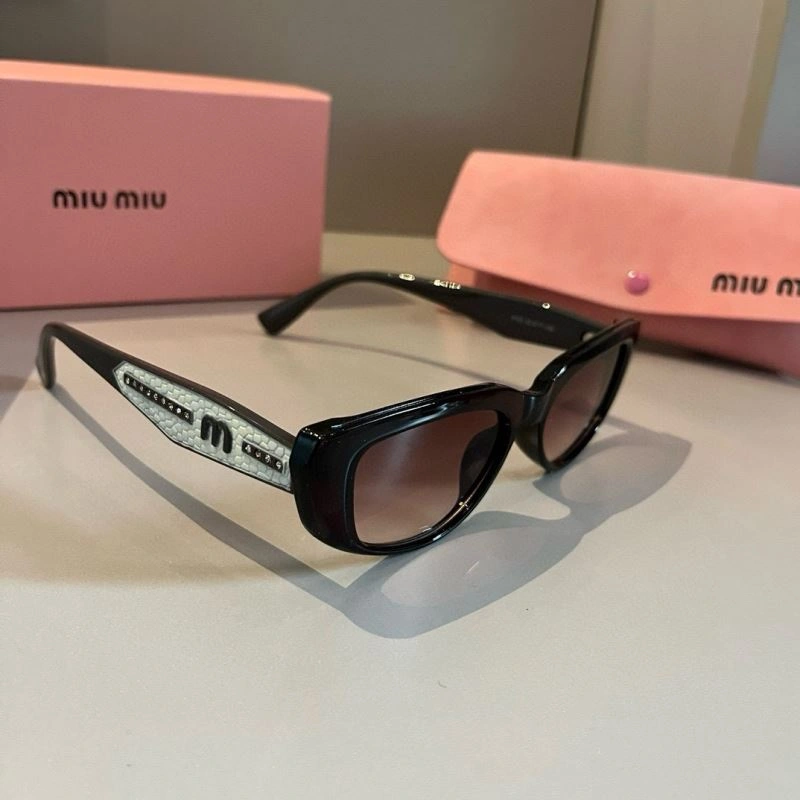 Timeless Miu Miu Sunglasses 281404