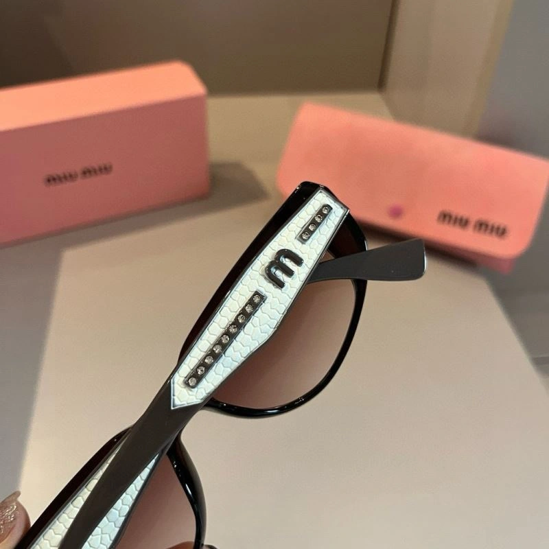 Timeless Miu Miu Sunglasses 281404