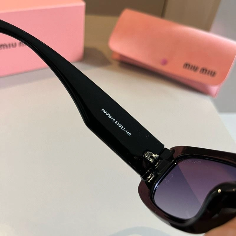 Durable Miu Miu Sunglasses 281397