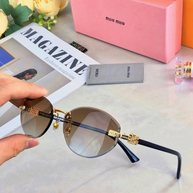 Miu Miu Sunglasses Bold 281402