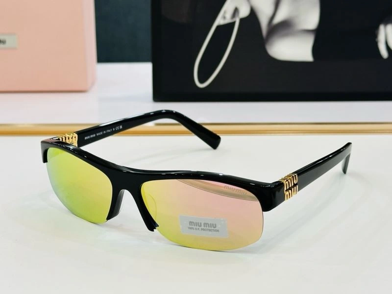 Miu Miu Sunglasses Durable 281417