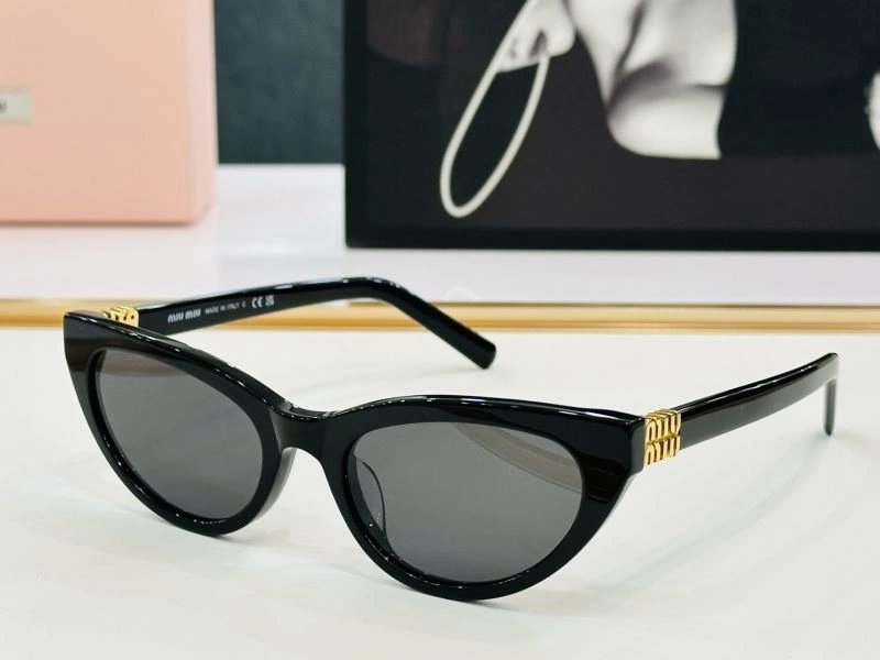 Miu Miu Sunglasses FreshLook 281390