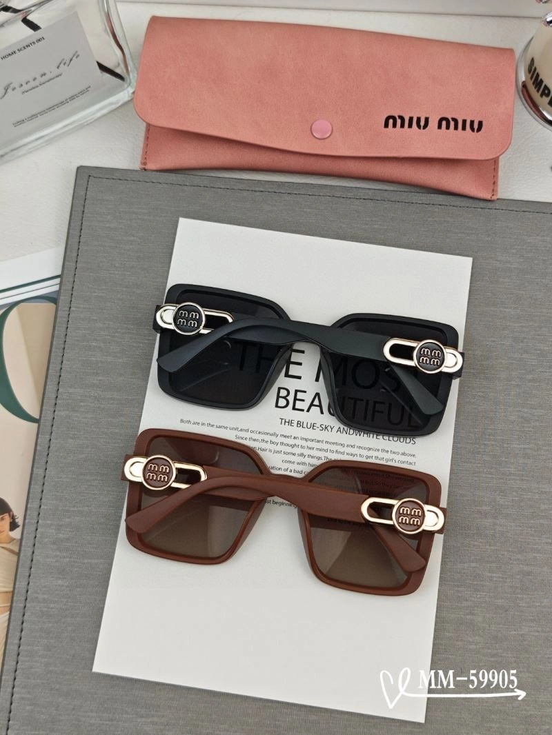 Comfortable Miu Miu Sunglasses 281388