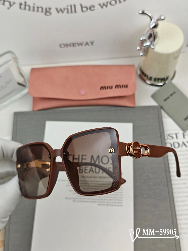 Comfortable Miu Miu Sunglasses 281388