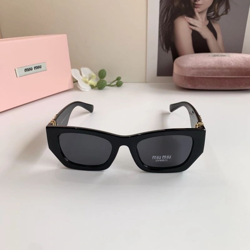 Miu Miu Sunglasses WellDesigned 281387