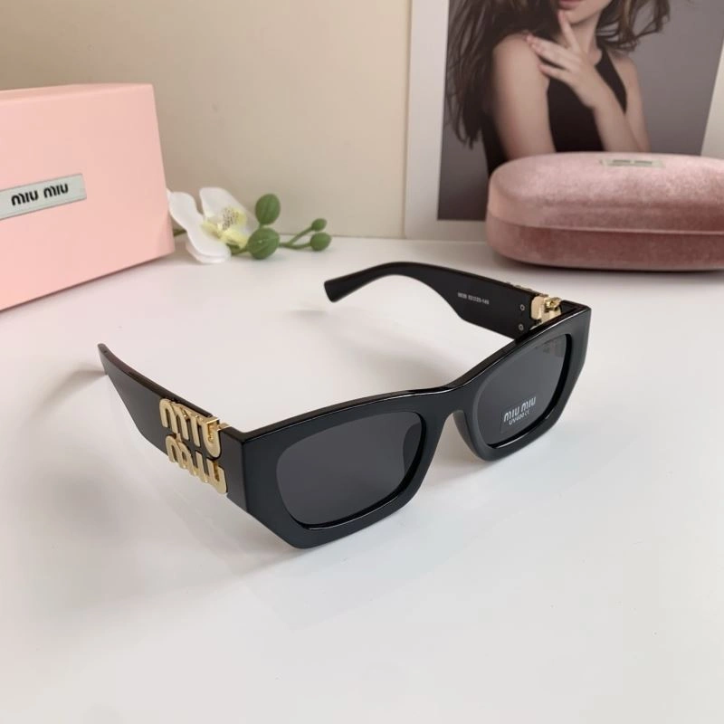 Miu Miu Sunglasses WellDesigned 281387