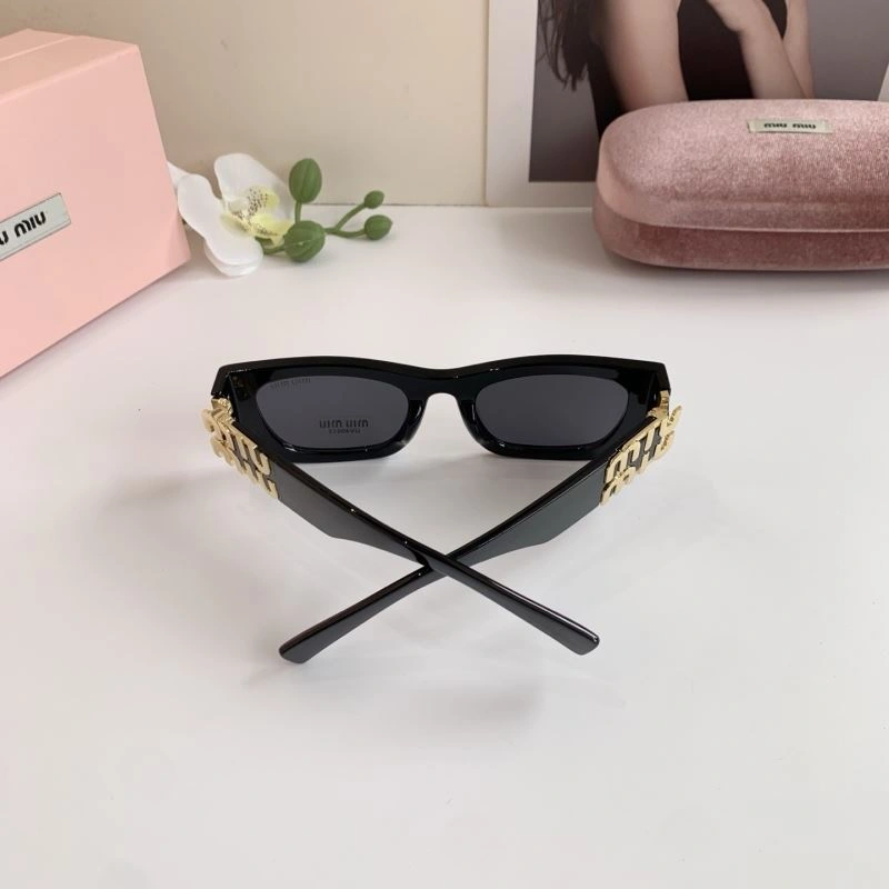 Miu Miu Sunglasses WellDesigned 281387