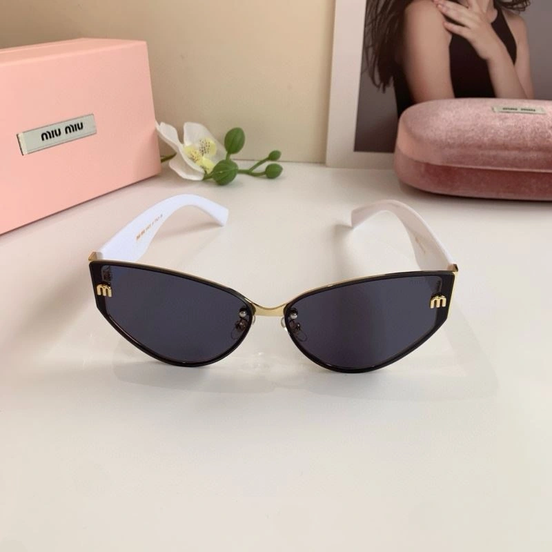 TravelReady Miu Miu Sunglasses 281382