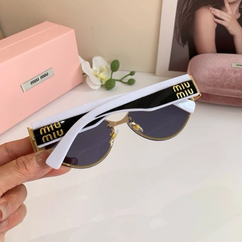 TravelReady Miu Miu Sunglasses 281382