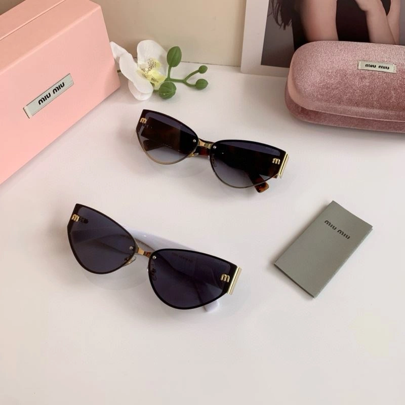 TravelReady Miu Miu Sunglasses 281382