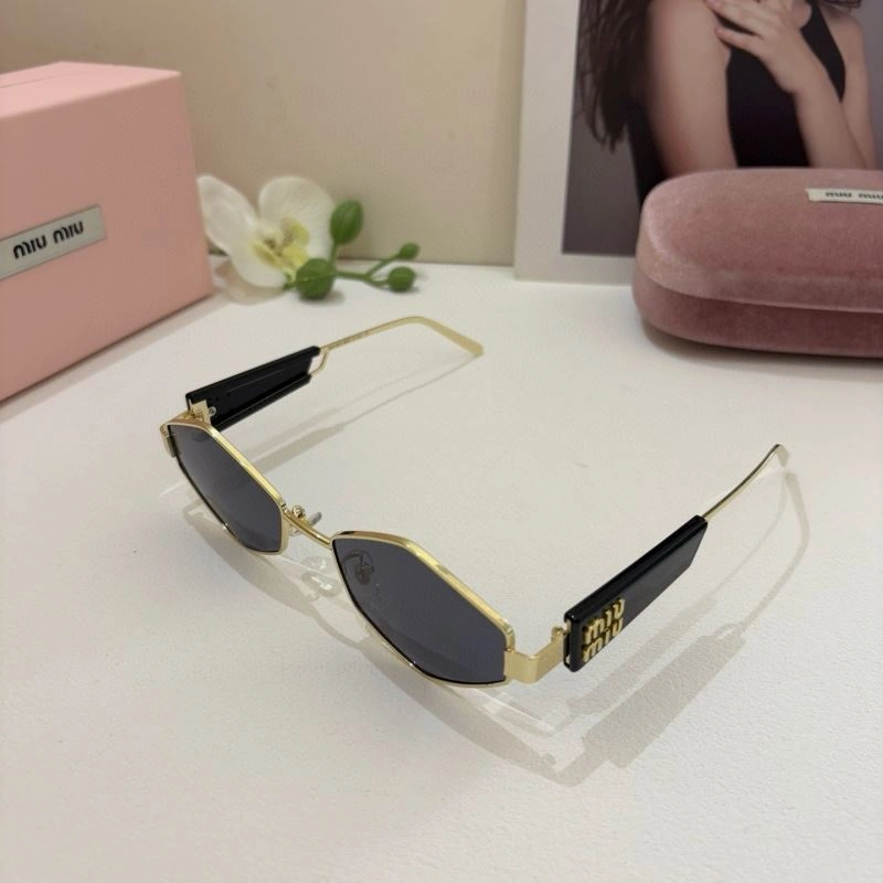 TimelessDesign Miu Miu Sunglasses 281381