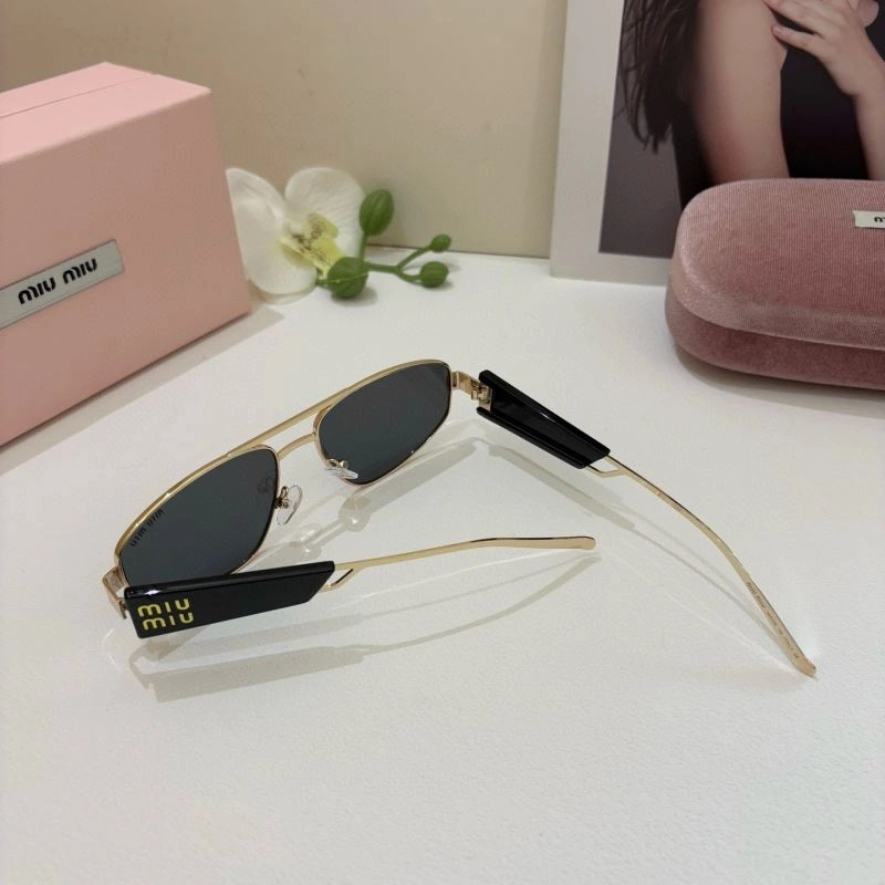 Miu Miu Sunglasses BestValue 281368
