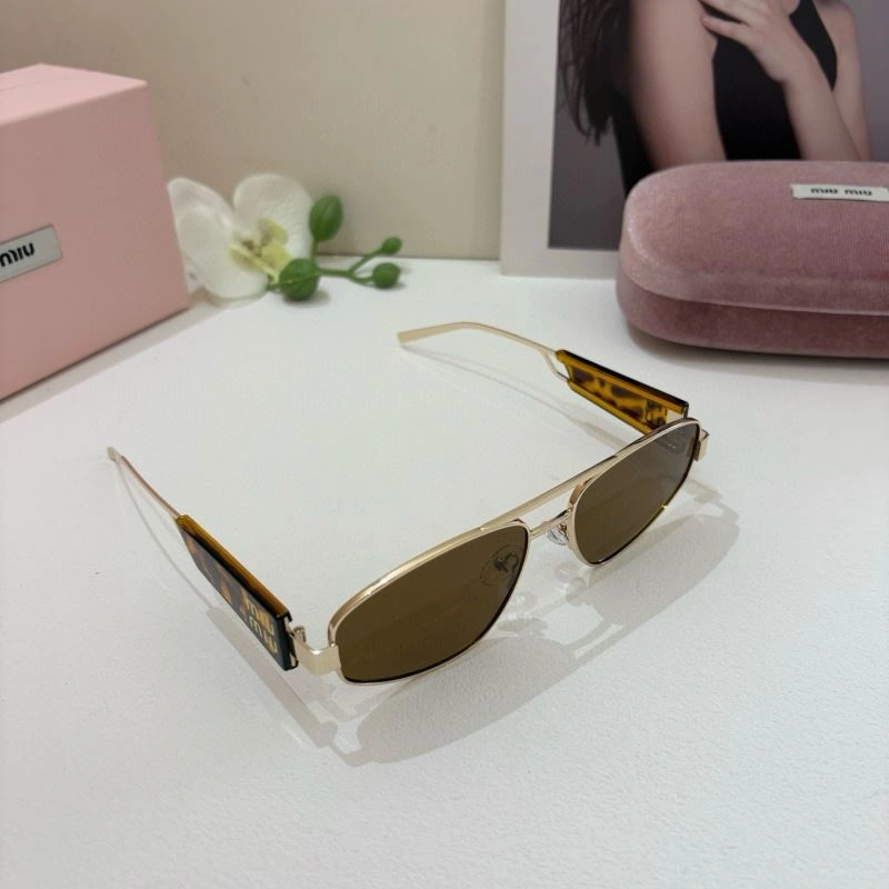 AllSeason Miu Miu Sunglasses 281372