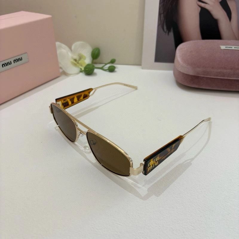AllSeason Miu Miu Sunglasses 281372