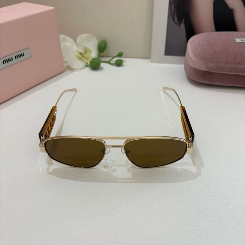 AllSeason Miu Miu Sunglasses 281372